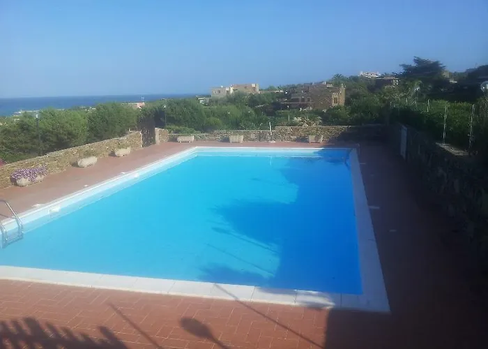 Capo Falcone Charming Hotel *